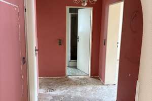 Familientraum in Köln: 5 Zimmer, große Terrasse und viel Gestaltungspotenzial – 51107 Rath/Heumar, Köln – Vorschaubild 3