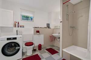 Property thumbnail 8