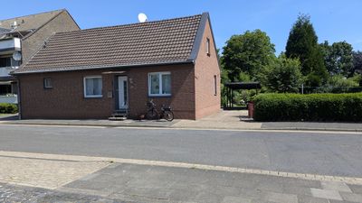 Ländlich !!! KUSCHELIGES EFH mit potenzial, Garage u. Carport mit SONNEN - GS
