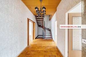 IMMOBERLIN.DE - Fabelhaftes Haus mit Westterrasse, Gestaltungspotenzial & Doppelgarage – Die vollständige Adresse der Immobilie erhältst du vom Anbieter., 13467 Hermsdorf, Berlin – Vorschaubild 3