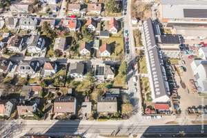Charmante Doppelhaushälfte bzw. Mehrgenerationenhaus mit viel Potential auf traumhaften Grundstück – Die vollständige Adresse der Immobilie erhältst du vom Anbieter., 80999 Untermenzing, München – Vorschaubild 23