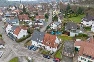 ***RESERVIERT*** - Großes Grundstück, modernisierte Innenräume und Doppelgarage - Ihr Familienglück – Ludwigsburg (Kreis) – Vorschaubild 11