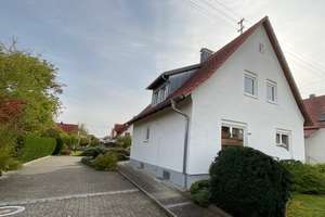Siedlungshaus mit Grundstücksreserve- Perfekt für zusätzliche Bebauung! – Die vollständige Adresse der Immobilie erhältst du vom Anbieter., 86836 Untermeitingen – Vorschaubild 1