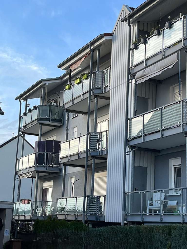 Immobilie in Höhr-Grenzhausen - Schön wohnen macht glücklich - Bild 1