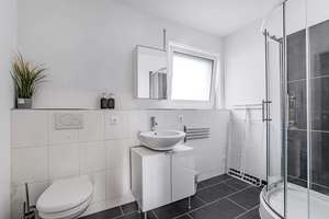 Ideal für Familien & Kapitalanleger 5-Zimmer-Duplexwohnung in München –  im Erbbaurecht bis 2088! – Die vollständige Adresse der Immobilie erhältst du vom Anbieter., 81825 Gartenstadt Trudering, München – Vorschaubild 18