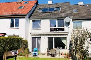 Wunderschönes familienfreundliches Haus mit tollem Garten, einziehen wohlfühlen ++von PRIVAT++