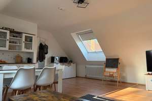 2-Zimmer Dachgeschosswohnung. Ruhiges Wohnen in der List! – Schneckenburger Str. 22, 30177 List, Hannover – Vorschaubild 3