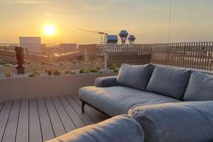 Penthouse in Pasing mit privatem Dachgarten: Modernes Wohnen auf drei Zimmern
