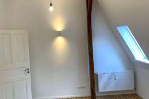 Exklusive 4-Zimmer-Dachgeschosswohnung für Studenten-WG - Frisch saniert | Neue Einbauküche – Walddörferstrasse 276, 22047 Wandsbek (Ortsteil), Hamburg – Vorschaubild 21