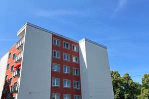 Nürnberg, Katzwanger Str. 151/1.OG 1. von rechts