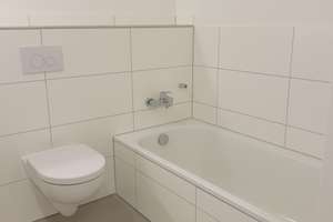 2 Monate mietfrei *! tolles Appartement mit Einbauküche, Balkon, Fussbodenheizung, Lift etc. – Kattenbrookstrift 51, 30539 Bemerode, Hannover – Vorschaubild 9