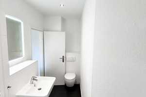 Zuhause im Lutherviertel - Moderne 2 Raum-Wohnung mit EBK und Balkon! – Clausstraße 120, 9126 Chemnitz – Vorschaubild 10