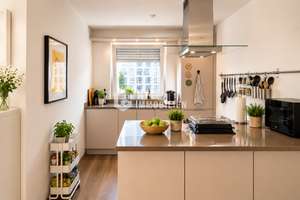 Moderne 2-Zimmer-Wohnung im begehrten Frankfurt-Europaviertel – 60486 Bockenheim, Frankfurt am Main – Vorschaubild 7