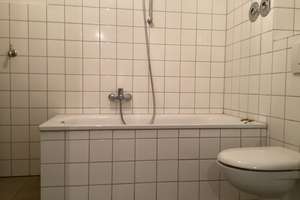 Geräumige 3-Zi.-Wohnung mit Balkon in Sieker (WBS) – Delgenkamp 28, 33605 Stieghorst, Bielefeld – Vorschaubild 5