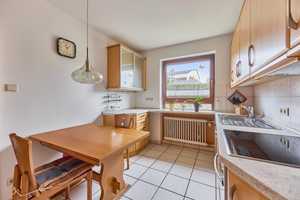 Einfamilienhaus mit eigener Betriebsfläche und schönem Garten in ruhiger Lage von Wachenheim! – Bad Dürkheim (Kreis) – Vorschaubild 2