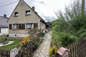 Gemütliches Siedlungshaus für die kleine Familie in perfekter Umgebung – Die vollständige Adresse der Immobilie erhältst du vom Anbieter., 9212 Limbach-Oberfrohna – Vorschaubild 3