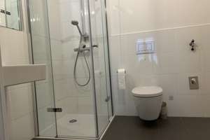 Wunderschöne große 3-Zimmer-Wohnung mit Dachterrasse in München – Am Oberwiesenfeld 41, 80809 Am Riesenfeld, München – Vorschaubild 9