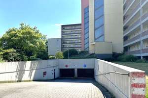 Endlich wieder eine 4-Zimmer-Wohnung! Stadtnah mit Balkon und TG-Platz! – 33604 Mitte, Bielefeld – Vorschaubild 3