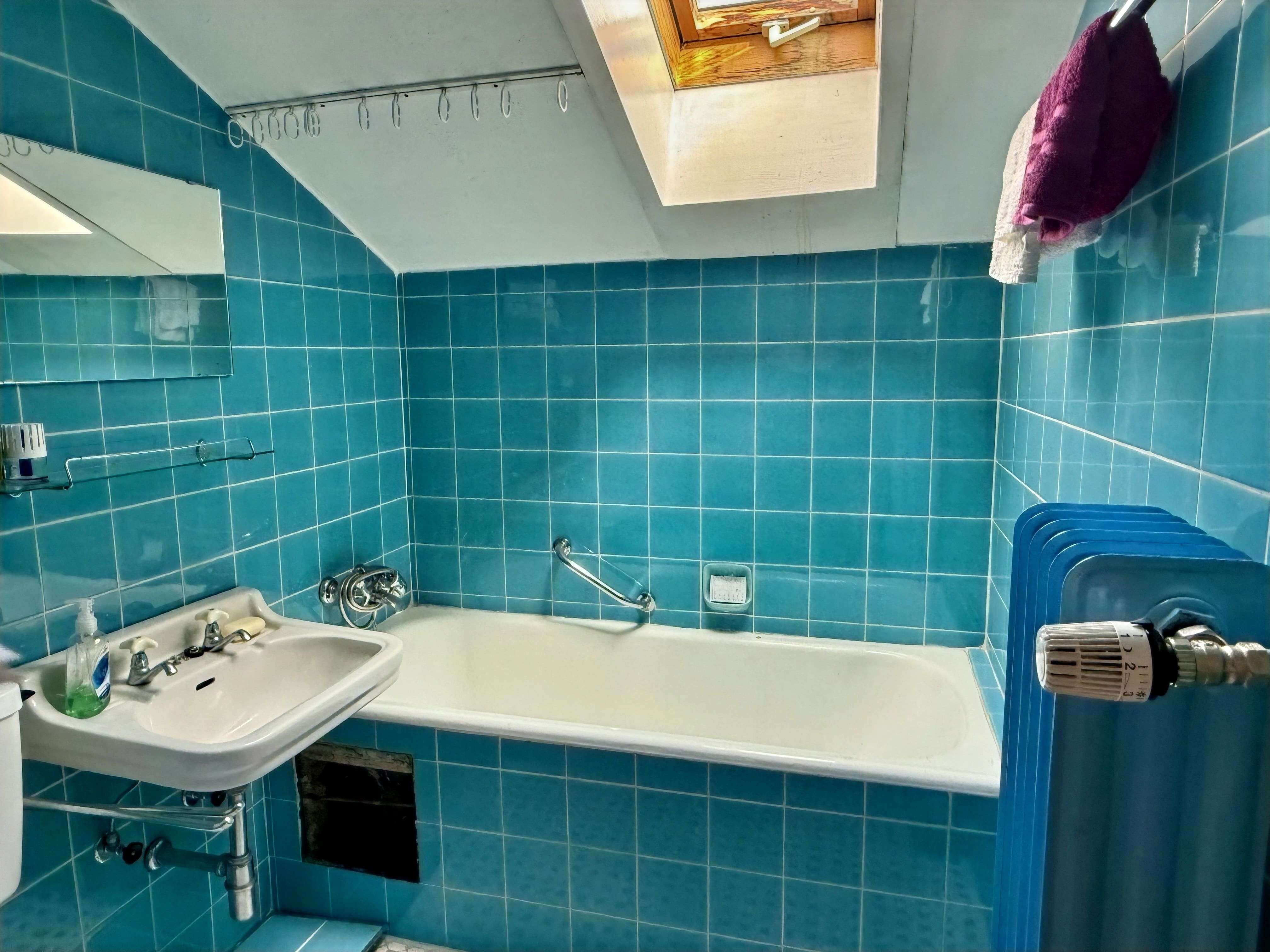 Immobilie in Grainau - Renovierungsbedürftiges Einfamilienhaus in sonniger Lage von Grainau - Bild 1