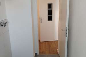 Helle, hochwertige 1,5 Zi- Wohnung mit Balkon und EBK mitten in den Quadraten – 68161 Schwetzingerstadt/Oststadt, Mannheim – Vorschaubild 2