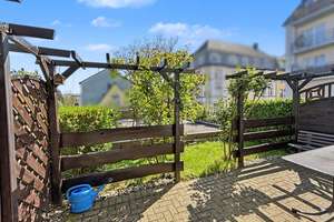 Äußerst gepflegtes Reihenendhaus mit Terrasse, Balkonen und zwei Garagen in Wuppertal – Die vollständige Adresse der Immobilie erhältst du vom Anbieter., 42281 Barmen, Wuppertal – Vorschaubild 2