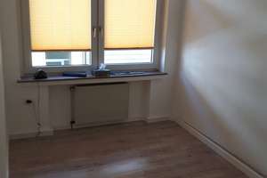 Modernisierte 2-Zimmer-Wohnung mit Balkon – ruhige Lage nahe City & Uni, Wuppertal-Elberfeld – Die vollständige Adresse der Immobilie erhältst du vom Anbieter., 42119 Elberfeld, Wuppertal – Vorschaubild 8