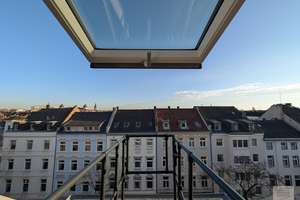 Altbau trifft Moderne: 4-Zimmer Maisonette-Wohnung – Lorettostrasse 45, 40219 Unterbilk, Düsseldorf – Vorschaubild 1
