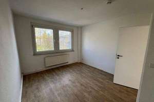 Balkon auf, Sonne rein.. Marienthal...helle, moderne 4 Zimmer-Wohnung mit Einbauküche .. sofort einz – Dr.-Wilhelm-Külz-Straße 3, 8060 Marienthal Ost, Zwickau – Vorschaubild 7