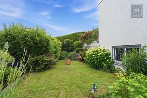 Modernes Familienzuhause im Bungalowstil mit Terrasse, Garten & 3 Garagen – Die vollständige Adresse der Immobilie erhältst du vom Anbieter., 65812 Bad Soden am Taunus – Vorschaubild 8