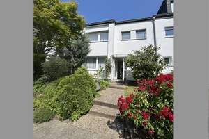 Schönes Reihenhaus mit viel Platz für die ganze Familie in Aachen Burtscheid / Steinebrück! – Die vollständige Adresse der Immobilie erhältst du vom Anbieter., 52066 Burtscheid Steinebrück, Aachen – Vorschaubild 1