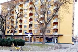 SOFORT BEZIEHBAR! Kleine 2-Zimmerwohnung in zentraler Lage-WBS erforderlich! – Borsbergstr. 32, 1309 Striesen-Süd, Dresden – Vorschaubild 1