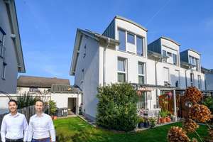 Raum für Familie und Zukunft – modernes Reihenendhaus mit Terrasse und Garten – Die vollständige Adresse der Immobilie erhältst du vom Anbieter., 79206 Breisach am Rhein – Vorschaubild 1