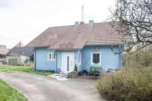 Einfamilienhaus mit großem Grundstück in ruhiger Lage – Die vollständige Adresse der Immobilie erhältst du vom Anbieter., 93464 Tiefenbach – Vorschaubild 4