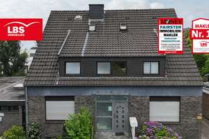 Attraktives Mehrfamilienhaus mit großem Schwimmbad – Die vollständige Adresse der Immobilie erhältst du vom Anbieter., 48163 Mecklenbeck, Münster – Vorschaubild 1