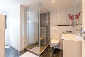Einfamilienhaus mit knapp 240 m² Wohnfläche möglich - Dachterrasse und Garten vorhanden – Die vollständige Adresse der Immobilie erhältst du vom Anbieter., 52076 Walheim, Aachen – Vorschaubild 10
