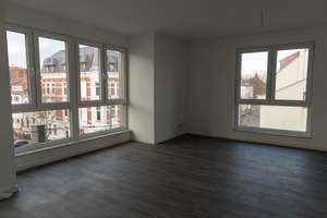 stilvolle 2-Zimmer-Wohnung mit Balkon und Einbauküche in Bremen