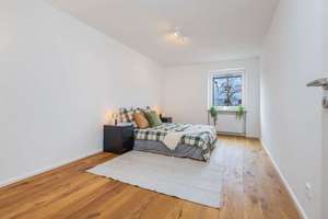 Frisch sanierte 2-ZKB mit West-Balkon & TG-Stellplatz in zentraler Lage - Provisionsfrei! – Aidenbachstraße 102, 81379 Obersendling, München – Vorschaubild 5