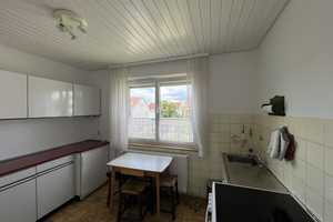 Gemütliches Zuhause in beliebter Wohngegend mit großem Garten und zwei Garagen – Tübingen (Kreis) – Vorschaubild 11
