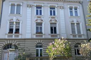 Liebevoll sanierte 4-Zimmer-Wohnung im denkmalgeschützten Stilaltbau – Sandbergstr 54, 64285 Bessungen, Darmstadt – Vorschaubild 2