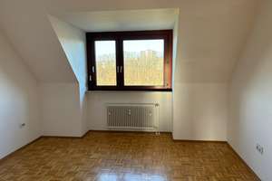 Gepflegte 2,5-Zimmer-Dachgeschosswohnung mit Balkon in Bochum – Die vollständige Adresse der Immobilie erhältst du vom Anbieter., 44879 Dahlhausen, Bochum – Vorschaubild 3