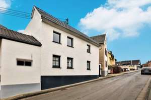 Geschmackvoll sanierter Altbau mit drei Zimmern und blickgeschütztem Innenhof in Alfter-Oedekoven – Die vollständige Adresse der Immobilie erhältst du vom Anbieter., 53347 Alfter – Vorschaubild 4
