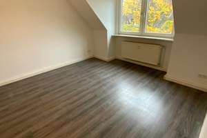 Helle Dachgeschoss-Wohnung im 2.Obergeschoss zu verkaufen – Lukas-Cranach-Str. 76, 46238 Batenbrock, Bottrop – Vorschaubild 6