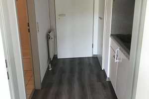 Studenten/Singles aufgepasst! Gepflegtes Appartement in Uni-Nähe mit Terrasse! – Voltmannstraße 238, 33613 Bielefeld – Vorschaubild 2