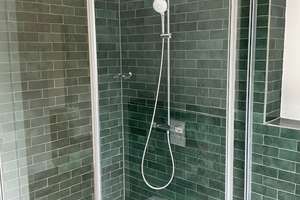 Helle 2 Zimmer mit Loggia im Neubau, Einbauküche, Parkett, Tagelichtbad mit Walk-In-Dusche, Aufzug – Hildesheimer Straße 452, 30519 Wülfel, Hannover – Vorschaubild 5