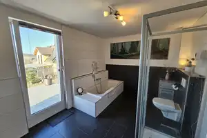Einfamilienhaus mit gehobener Innenausstattung + mögl. Einliegerwohnung o. Büro / Praxis in Holle – Hildesheim (Kreis) – Vorschaubild 19