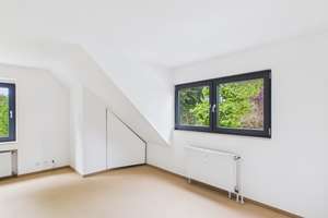 Lichtdurchflutete Dachgeschoss-Maisonettewohnung in einer ruhigen Anliegerstraße in Köln-Junkersdorf – Die vollständige Adresse der Immobilie erhältst du vom Anbieter., 50858 Junkersdorf, Köln – Vorschaubild 11