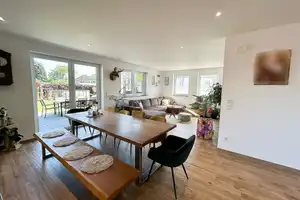 Exklusives Einfamilienhaus mit großer Doppelgarage, schönem Gartenbereich und Smart-Home-Komfort – Heinsberg (Kreis) – Vorschaubild 11
