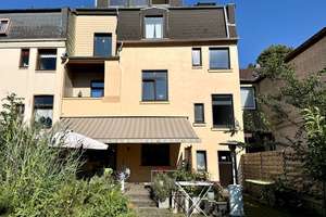 Gepflegtes Mehrfamilienhaus mit großem Garten und solider Rendite in Oberhausen-Styrum – Die vollständige Adresse der Immobilie erhältst du vom Anbieter., 46045 Styrum, Oberhausen – Vorschaubild 3