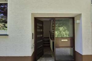 BIK: GERÄUMIGES REIHENMITTELHAUS MIT GARTEN UND GARAGE! BELIEBTE LAGE RONSDORF! – Die vollständige Adresse der Immobilie erhältst du vom Anbieter., 42369 Ronsdorf, Wuppertal – Vorschaubild 2
