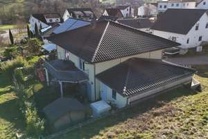 PROVISIONSFREI Wohnen mit Weitblick: Moderne Stadtvilla in unverbaubarer Feldrandlage von Wiesenbach – Die vollständige Adresse der Immobilie erhältst du vom Anbieter., 69257 Wiesenbach – Vorschaubild 8